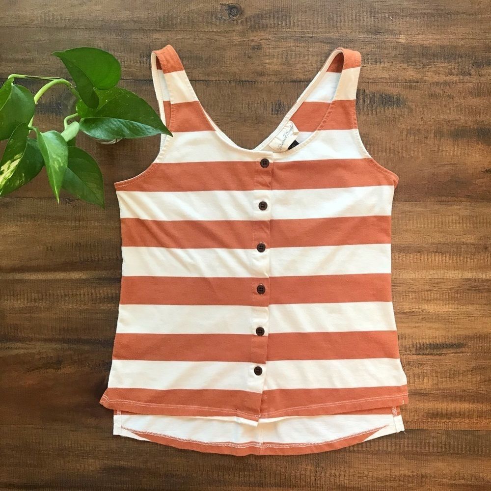 Universal Threads Button Down Tank Top, XS
